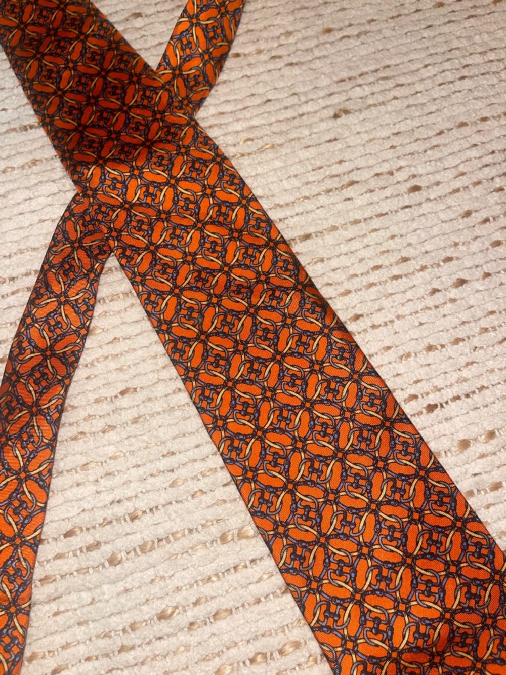 Brooks Brothers silk horse bit neck tie